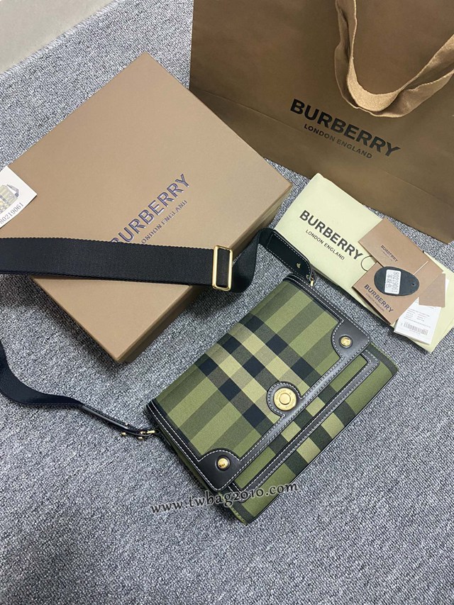 Burberry專門店新款斜背包 巴寶莉格紋帆布女士單肩斜挎包 yxb1099